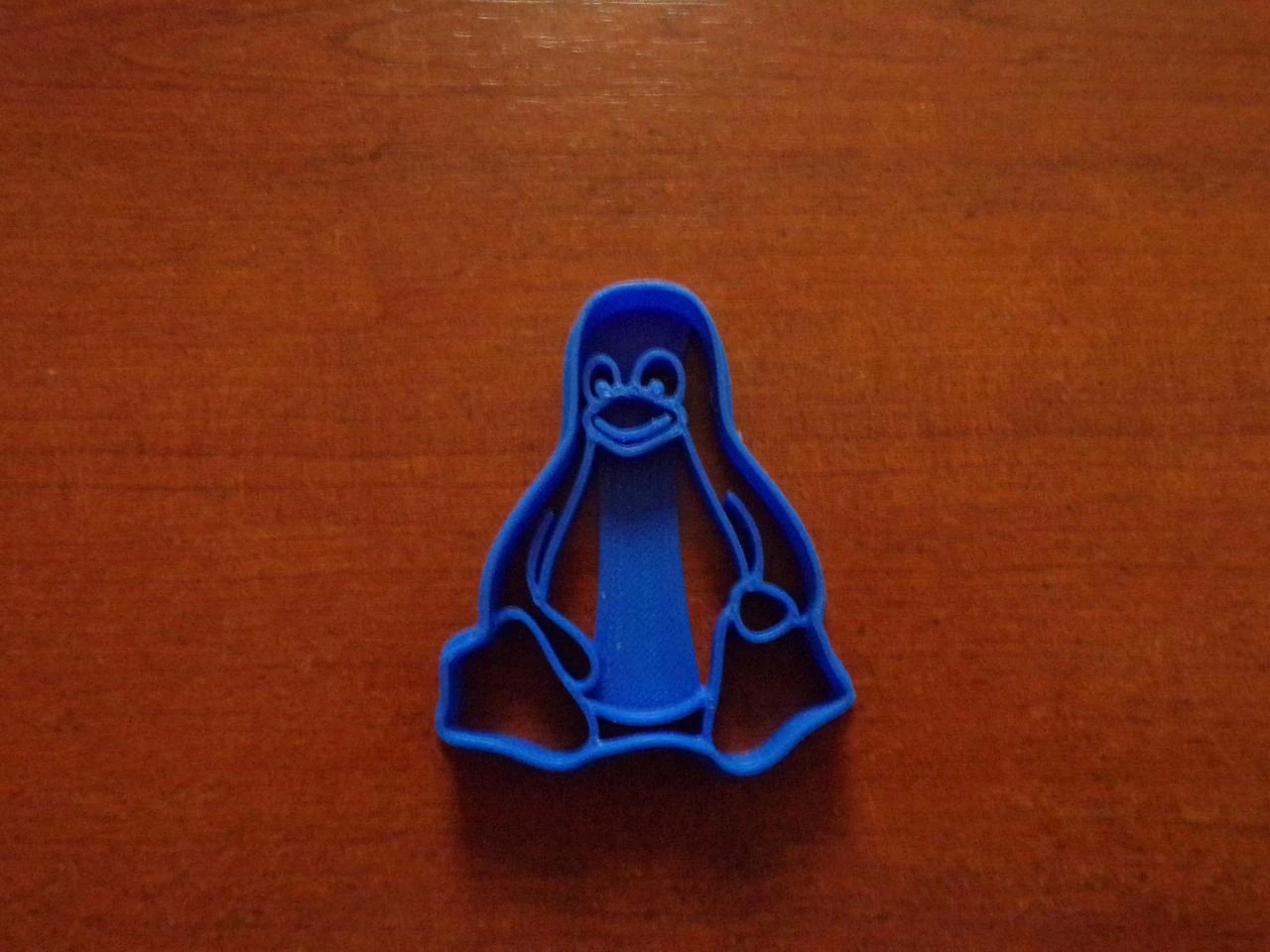 emporte pièce pingouin 3 imprimé 3D PLA environ 7,5 x 6,2 x 1 cm